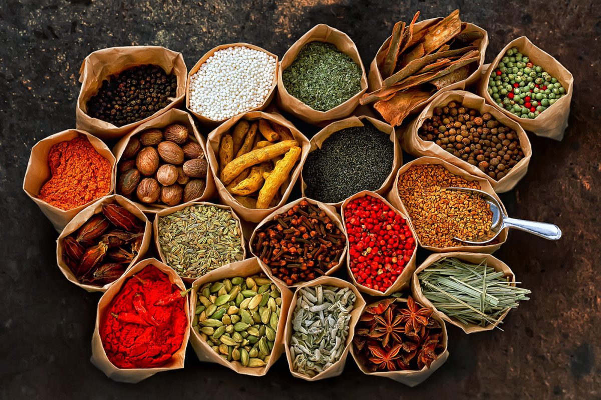 Spices, seeds and nuts